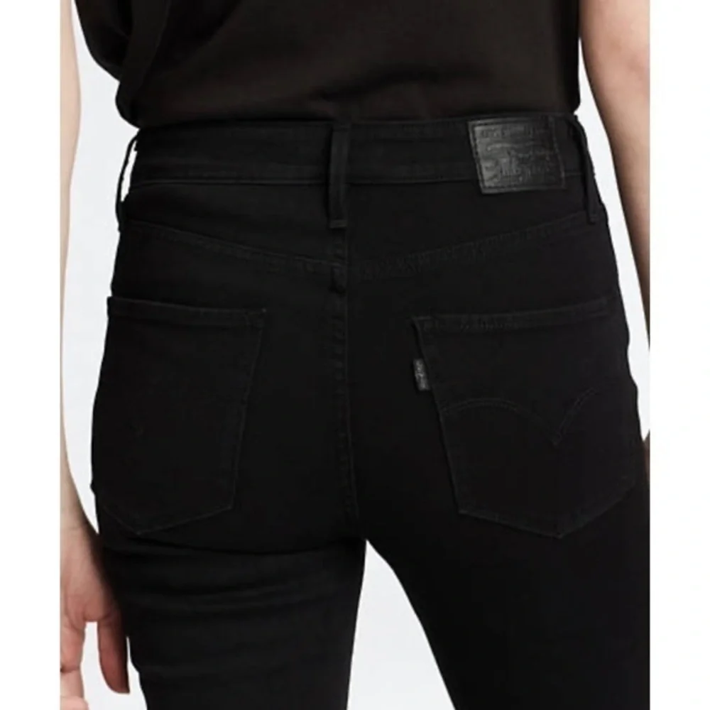 PREMIUM LEVIS HIGH RISE SKINNY